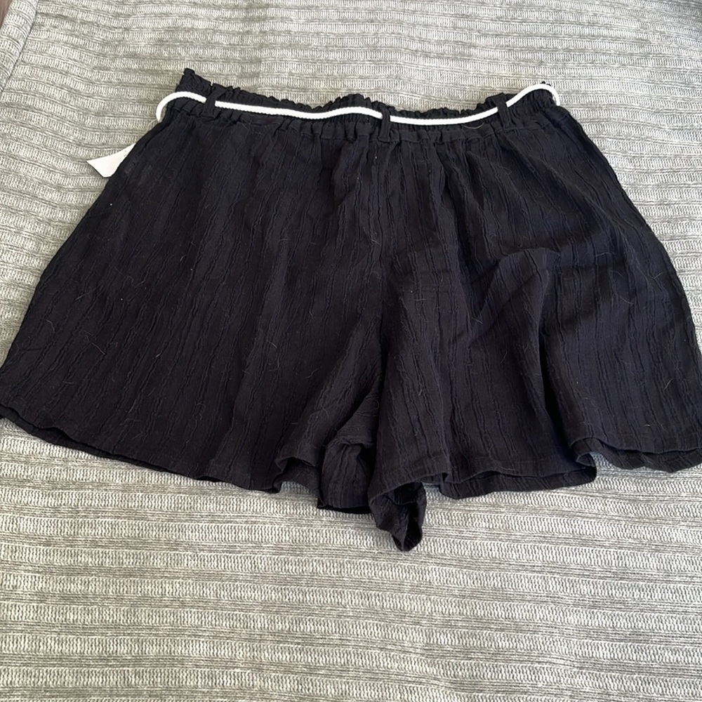 NWT Flowy Shorts - Picture 2 of 10